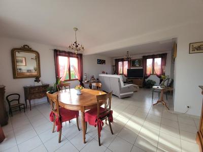 Maison - 142 m² - 5 pièces