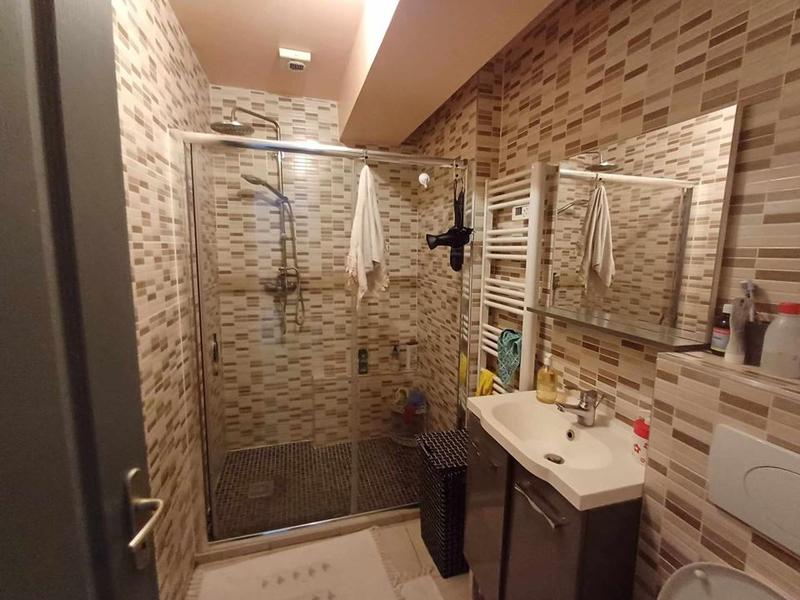 Maison traditionnelle - 140 m² - 6 pièces