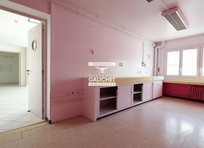 Local d'activités - 165 m²