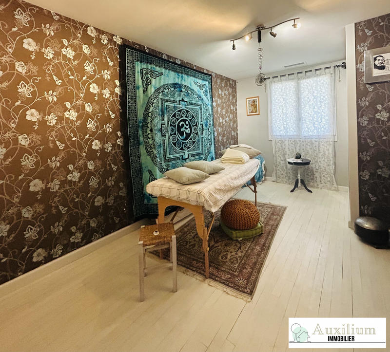 Maison - 158 m² - 6 pièces