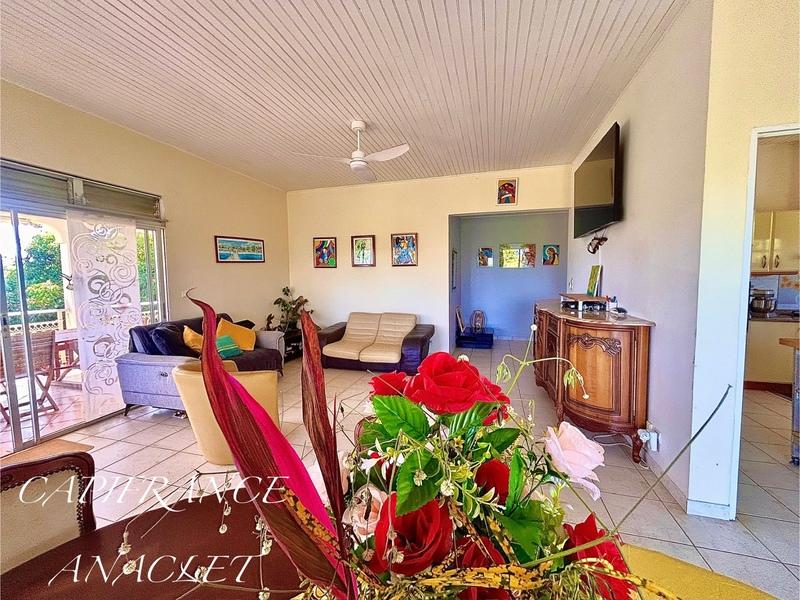 Villa - 244 m² - 7 pièces