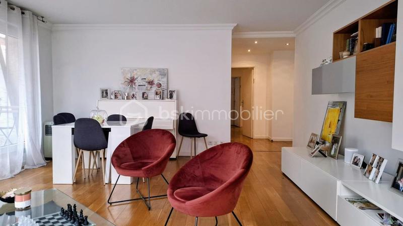 Appartement - 91 m² - 4 pièces