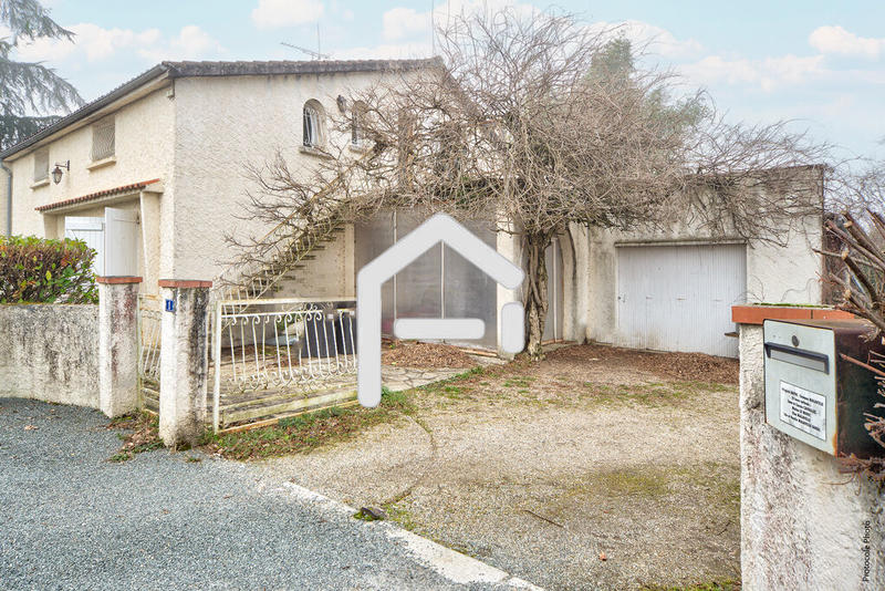 Maison - 177 m² - 7 pièces