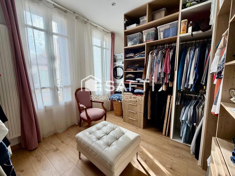 Maison de maîtres - 210 m² - 9 pièces