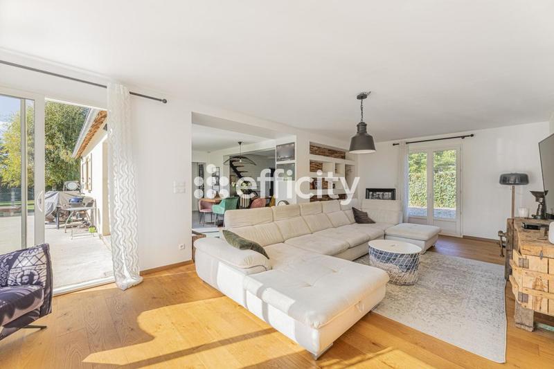 Pavillon - 158 m² - 5 pièces