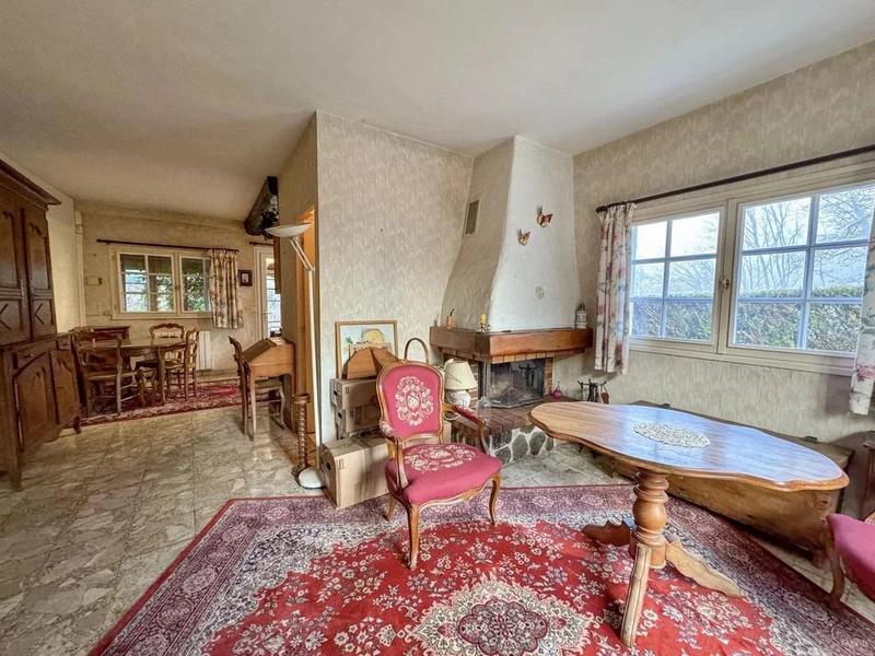 Propriété - 198 m² - 8 pièces