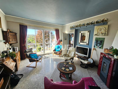 Maison - 169 m² - 6 pièces