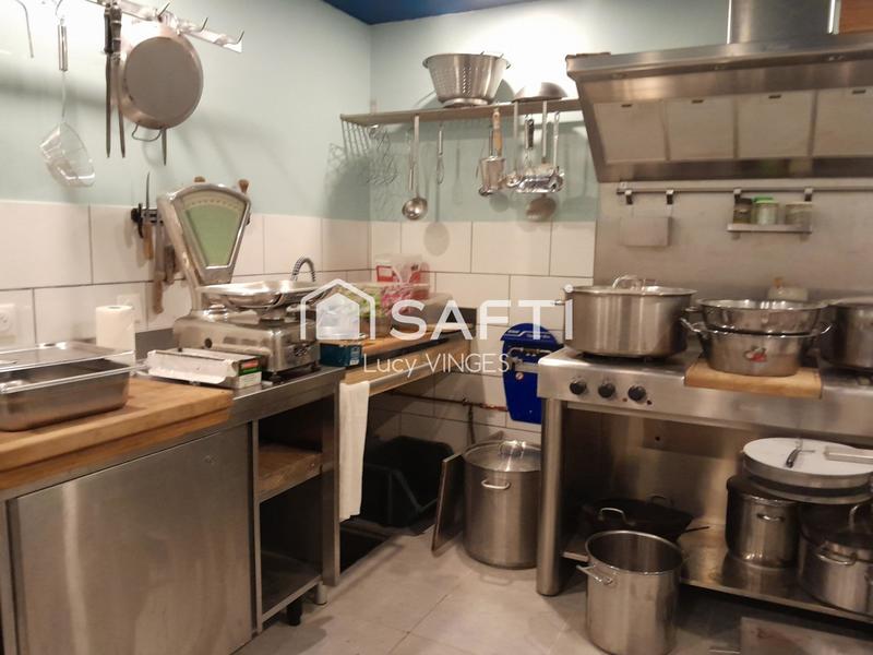 Propriété - 282 m² - 12 pièces