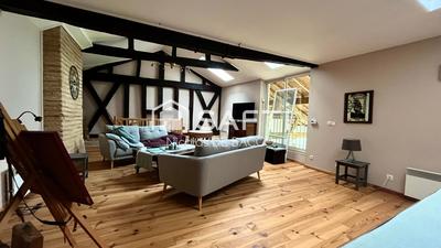 Maison - 350 m² - 8 pièces