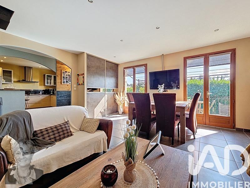 Maison - 92 m² - 5 pièces