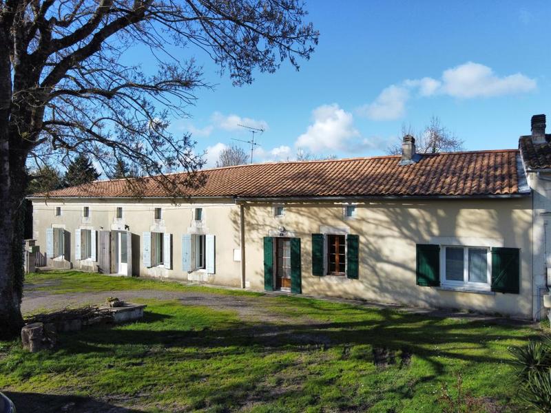 Maison - 160 m² - 5 pièces