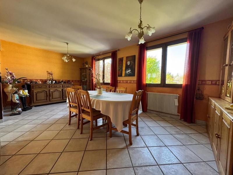 Maison - 139 m² - 7 pièces