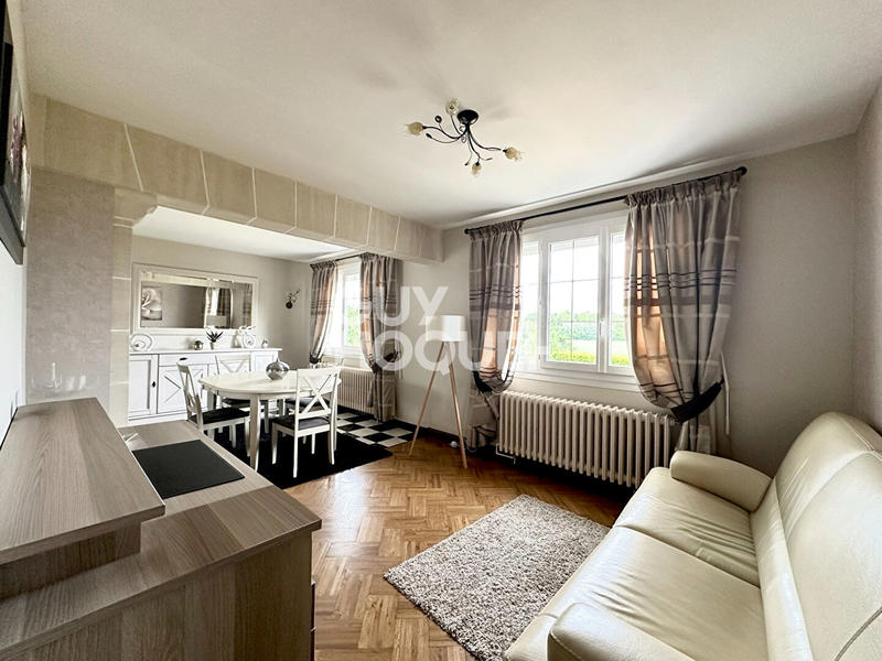 Maison - 100 m² - 4 pièces