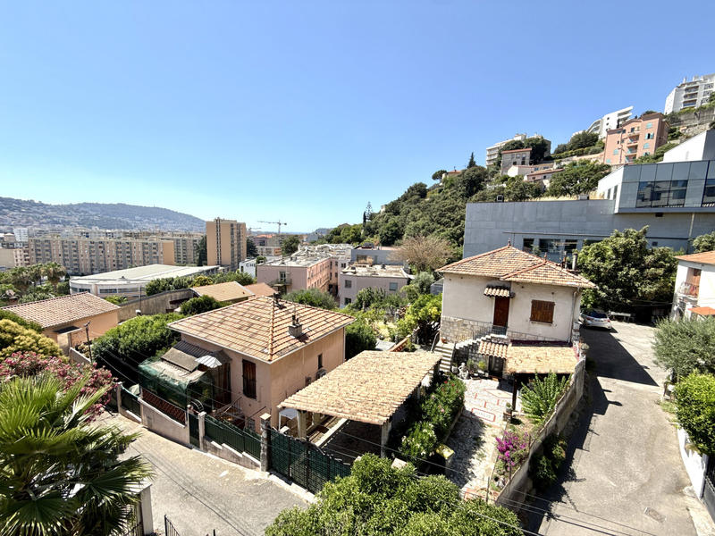 Appartement - 64 m² - 4 pièces