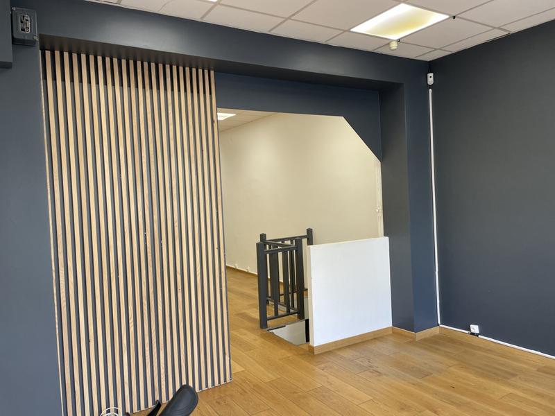 Magasins - 48 m² - 1 pièce