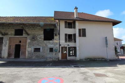 Maison - 103 m² - 5 pièces