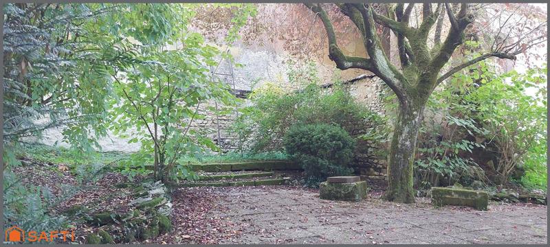 Maison - 204 m² - 7 pièces