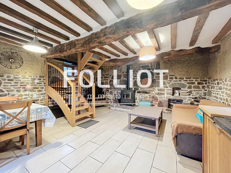 Maison - 240 m² - 10 pièces