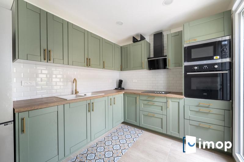 Maison - 141 m² - 5 pièces