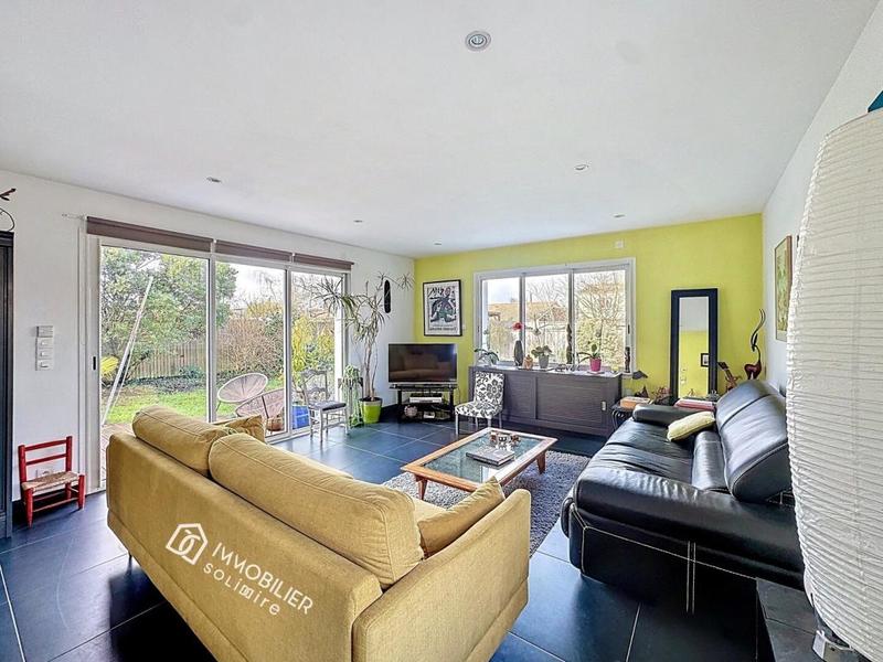 Maison - 153 m² - 7 pièces