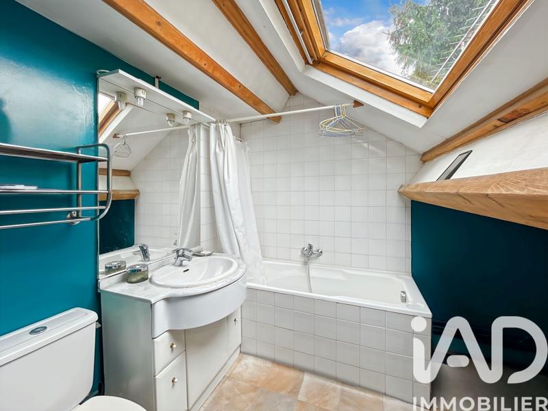 Maison - 102 m² - 6 pièces