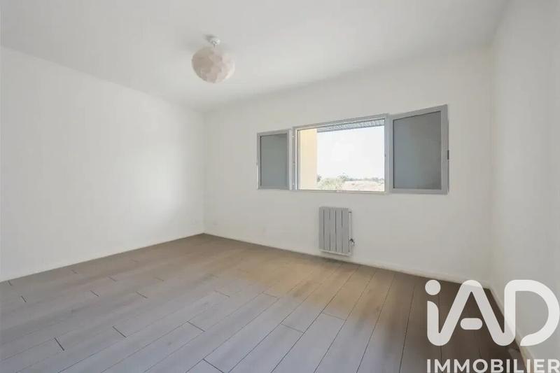 Appartement - 176 m² - 6 pièces