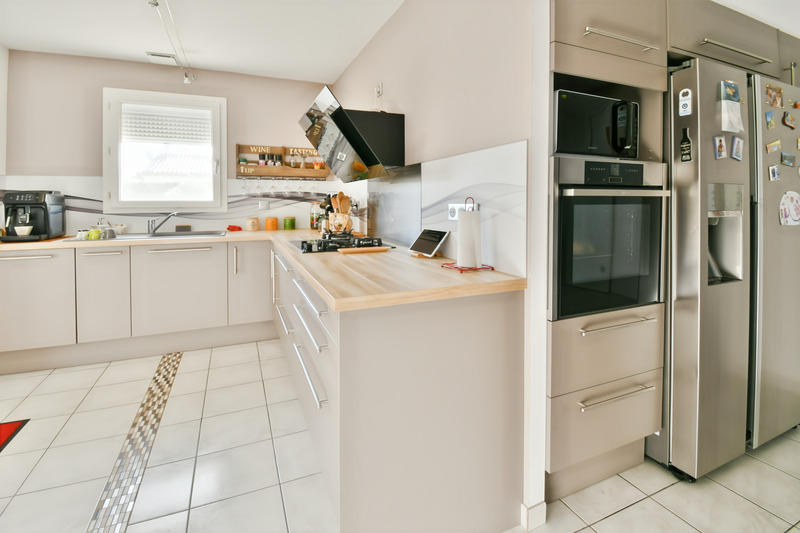 Maison - 110 m² - 4 pièces