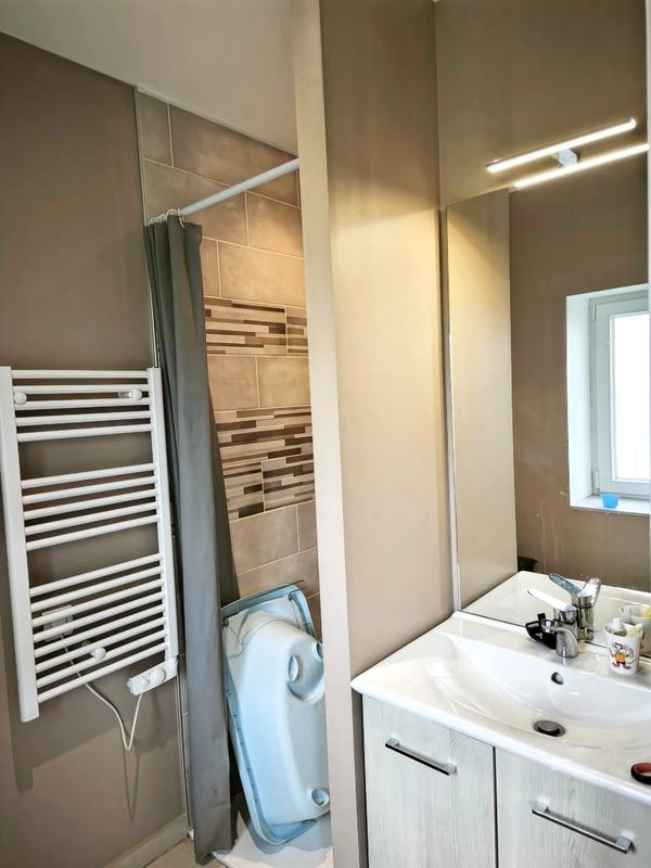 Appartement - 100 m² - 6 pièces