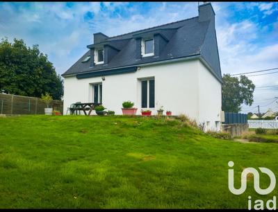 Maison - 102 m² - 5 pièces