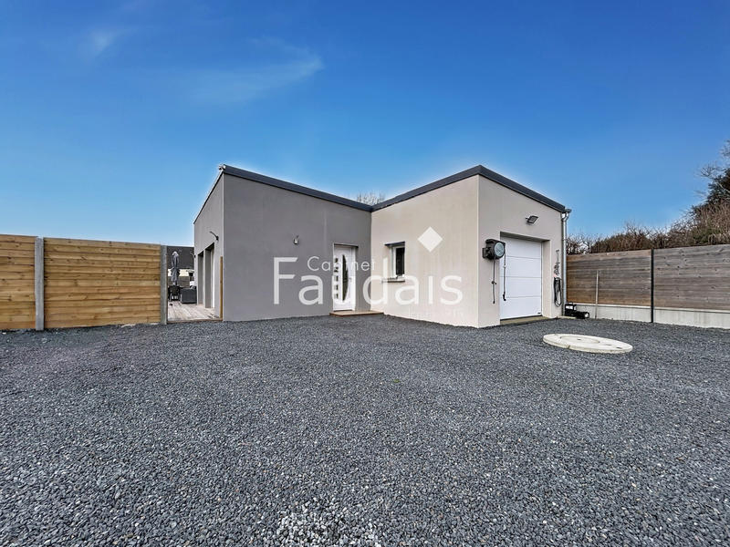 Maison - 101 m² - 5 pièces