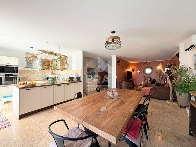 Maison - 146 m² - 7 pièces