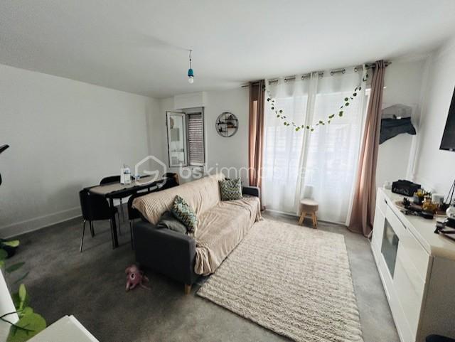 Immeuble - 213 m² - 11 pièces