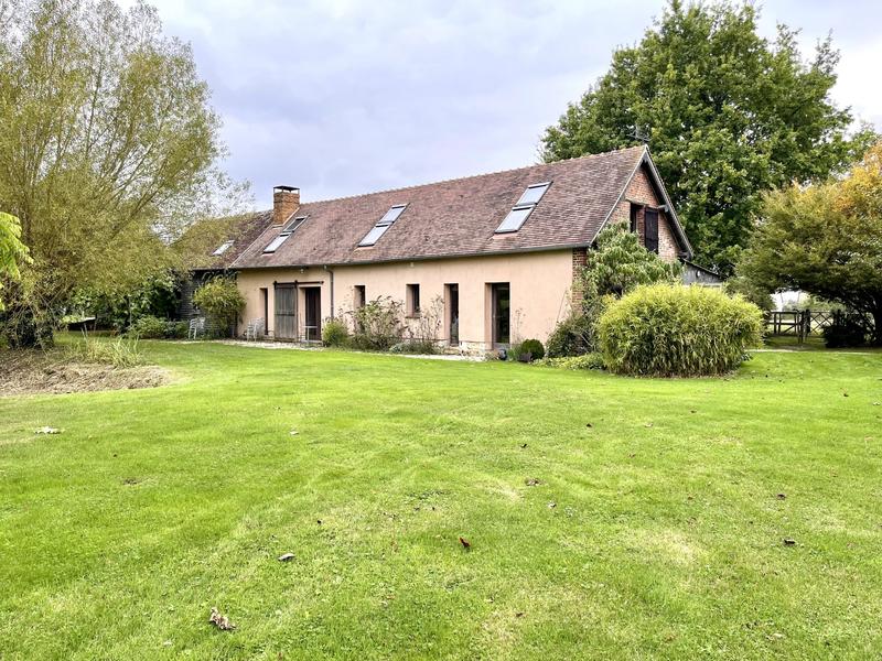 Maison ancienne - 298 m² - 12 pièces