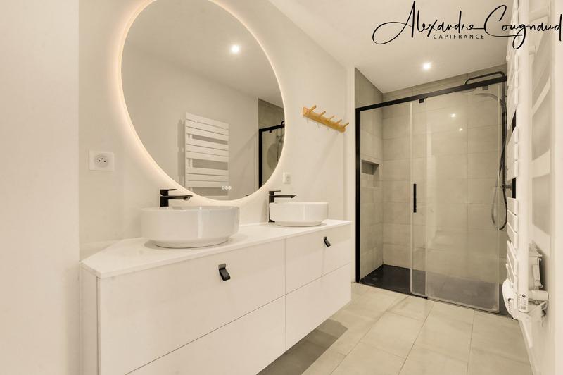 Maison d'architecte - 309 m² - 8 pièces