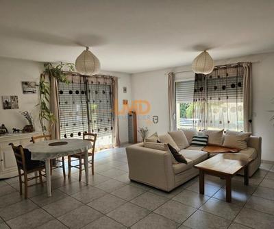 Maison - 82 m² - 4 pièces