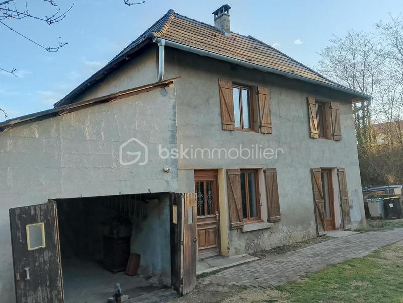 Maison - 95 m² - 5 pièces