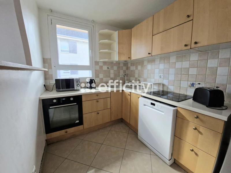 Appartement - 95 m² - 5 pièces