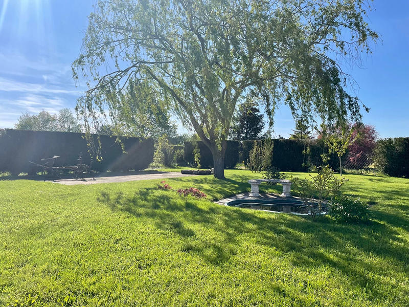 Maison - 200 m² - 8 pièces