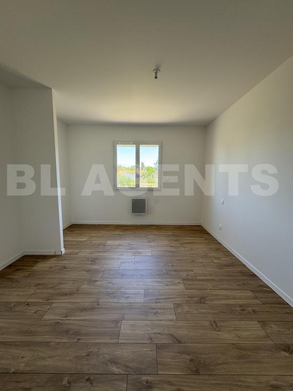 Maison contemporaine - 99 m² - 4 pièces