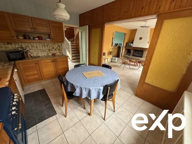 Maison - 93 m² - 4 pièces