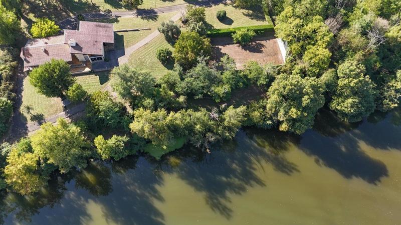 Propriété - 344 m² - 9 pièces