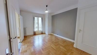 Appartement - 70 m² - 2 pièces