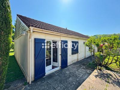 Maison - 93 m² - 4 pièces