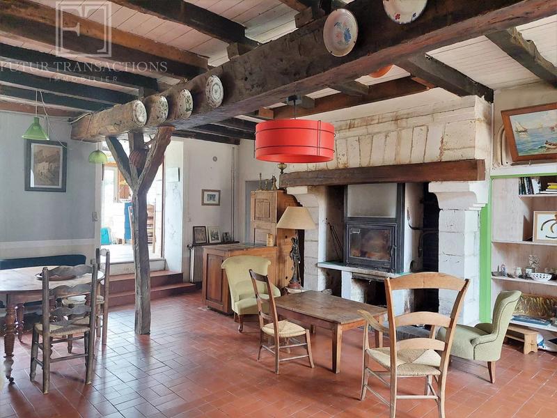 Maison - 390 m² - 16 pièces