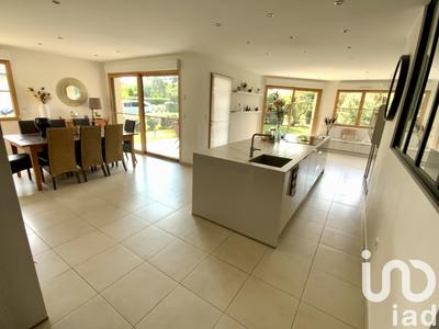 Maison - 162 m² - 6 pièces