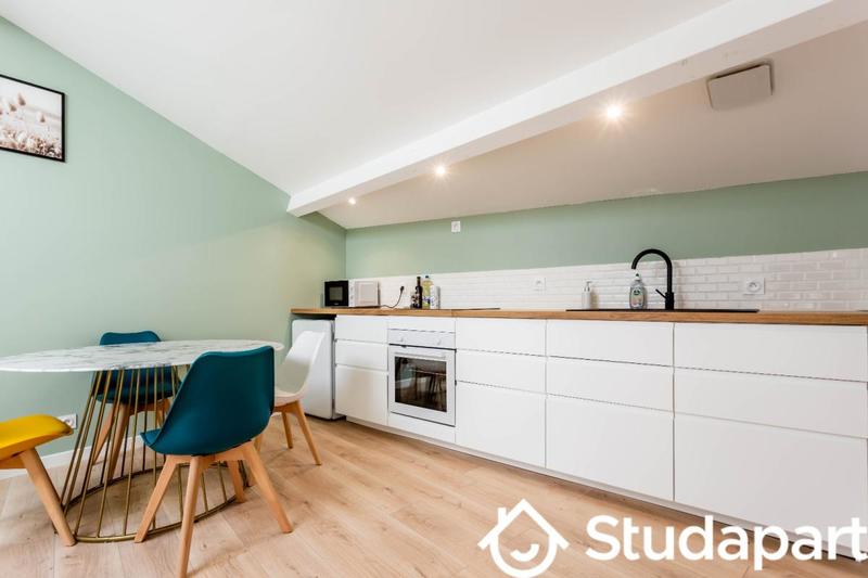 Chambre - 12 m² - 1 pièce