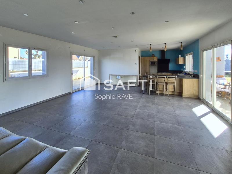 Maison - 140 m² - 6 pièces