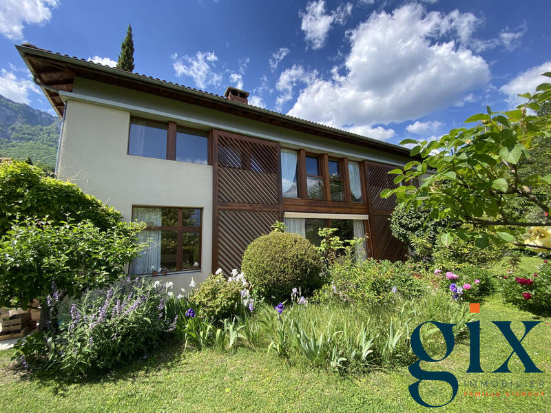 Maison - 170 m² - 7 pièces