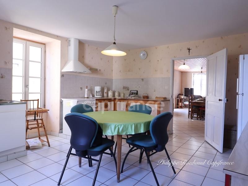 Maison de ville - 112 m² - 12 pièces