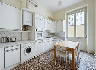 Appartement - 81 m² - 3 pièces